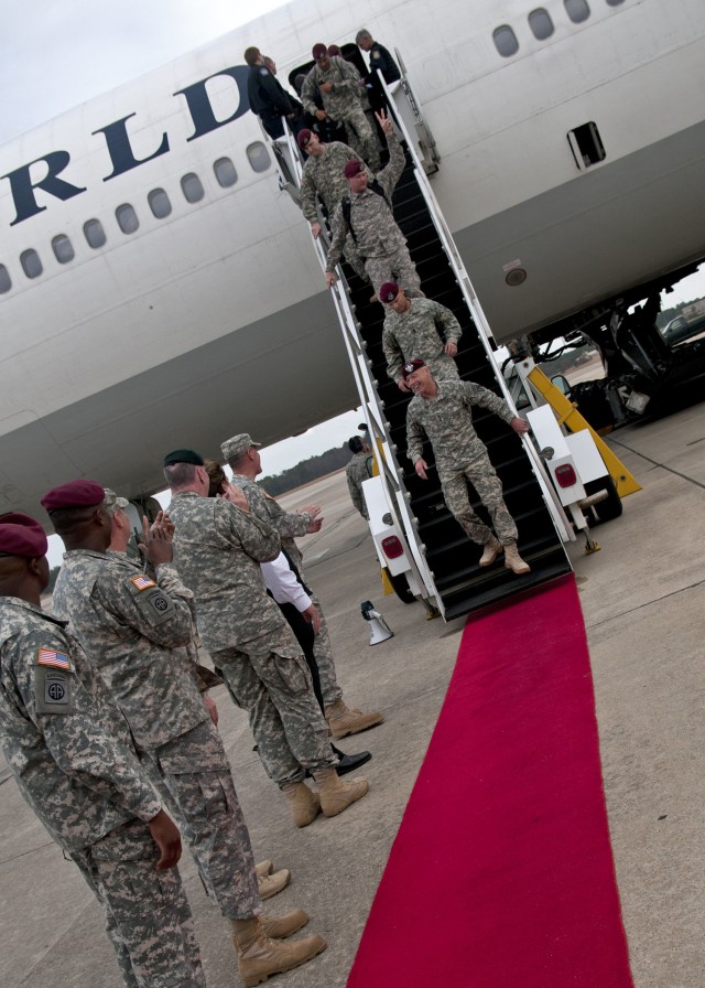 Home for the holidays: Last Soldiers redeploy to Fort Bragg from Iraq