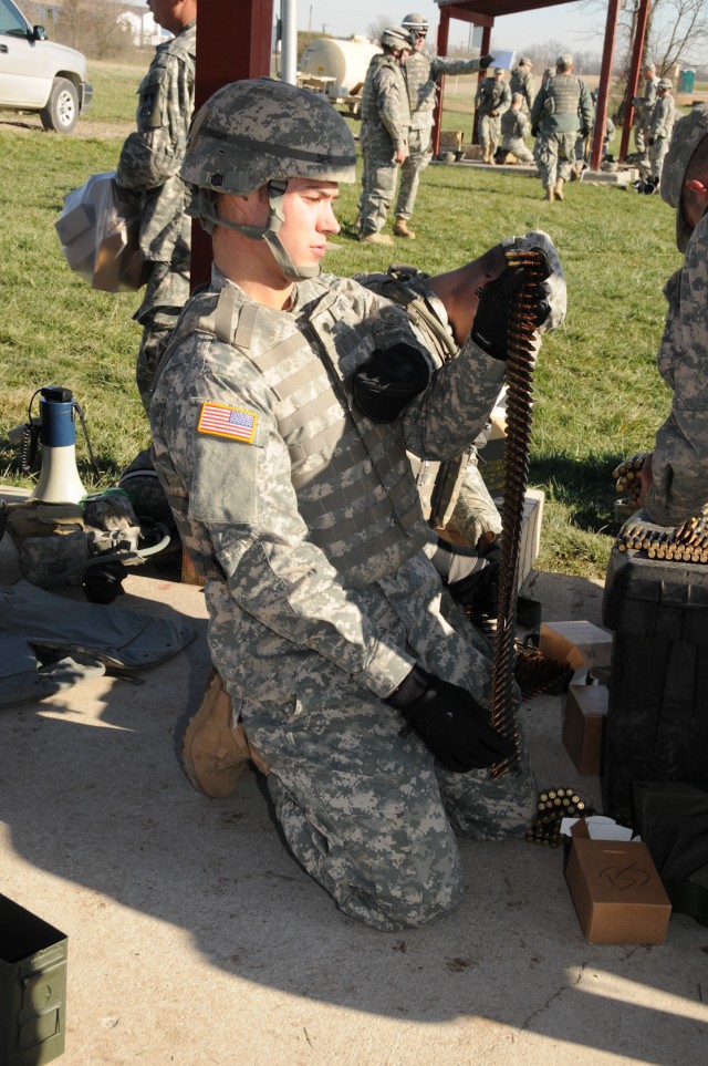 Gunner course ensures returning Soldiers stay sharp on small arms