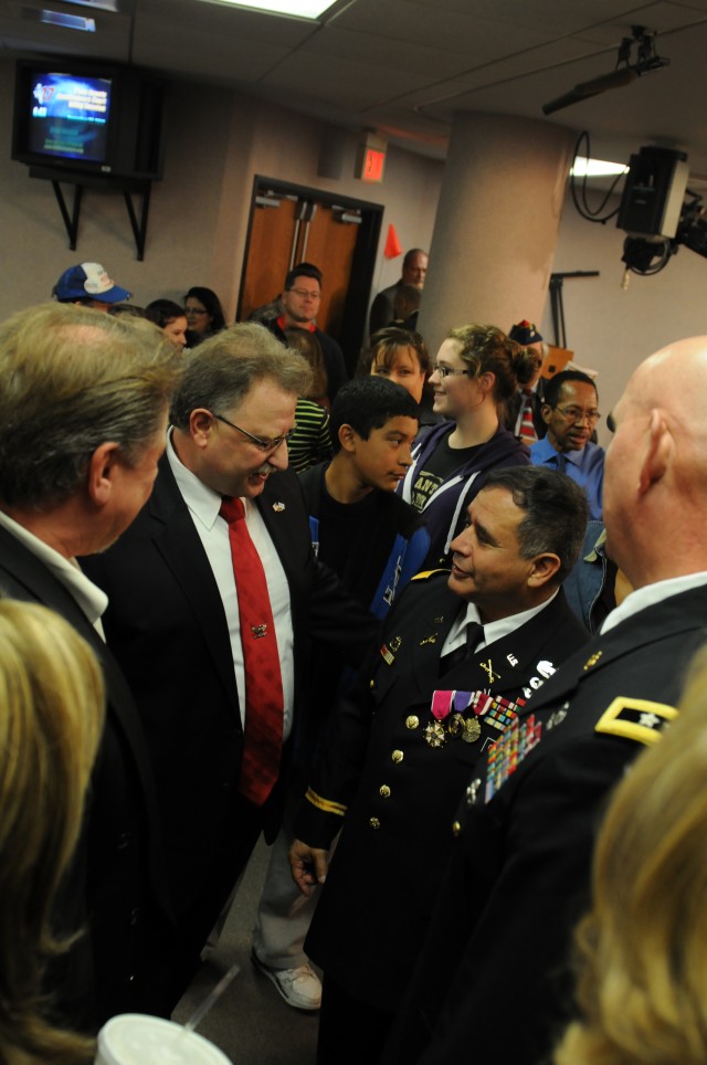 Austin Army Reservist receives Purple Heart