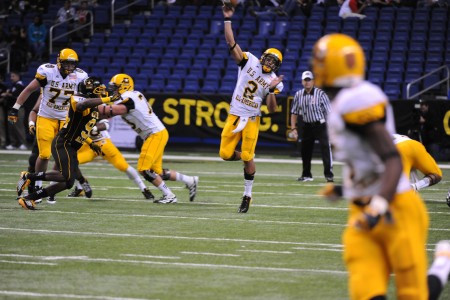 East strikes quickly to win U.S. Army All-American Bowl