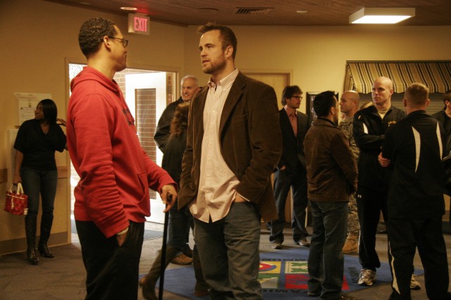 Former players connect with transitioning Soldiers
