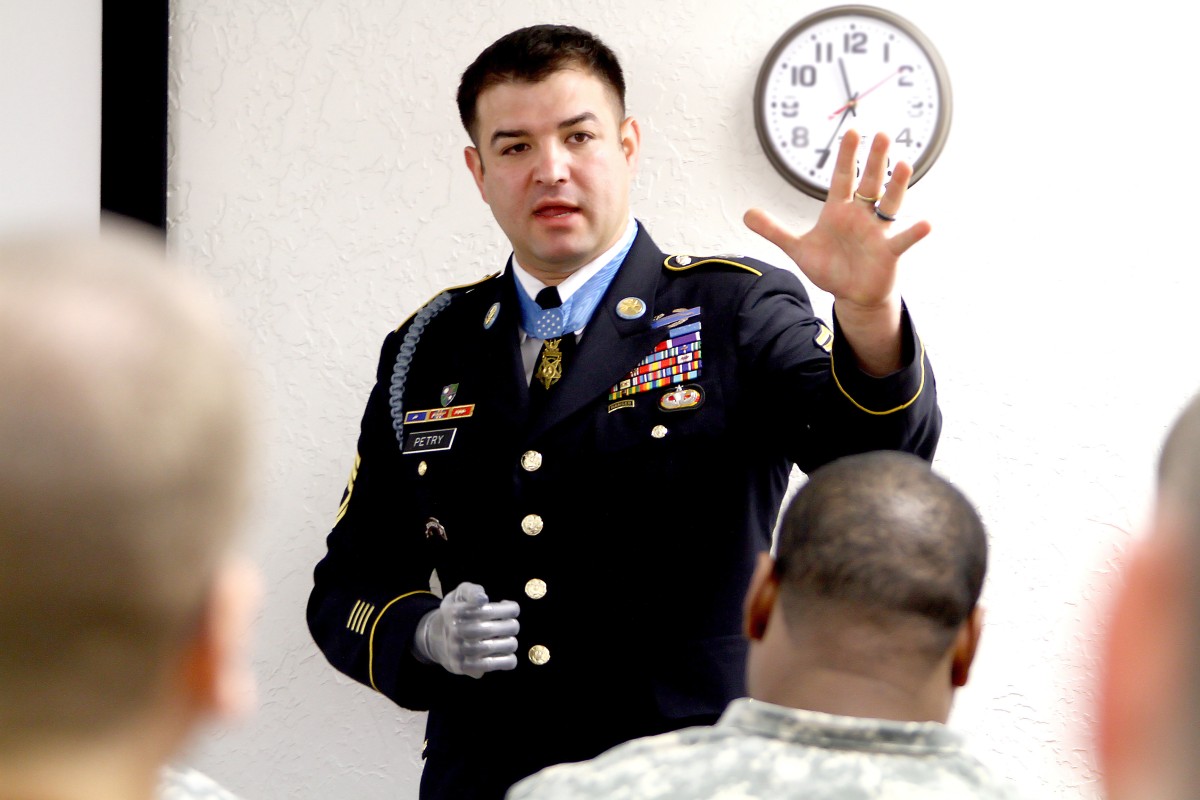 Medal of Honor hero talks training, choices to Soldiers | Article | The ...