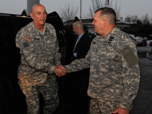 Odierno visits American Soldiers in South Korea