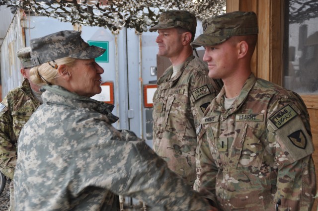Gen. Ann E. Dunwoody visits AFSBn-KAF