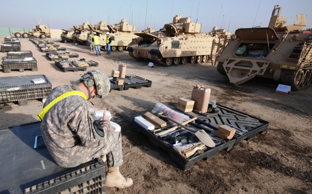 402nd AFSB issues equipment in Kuwait