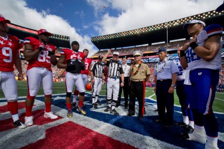 Marines, NFL work mutual support at Pro Bowl