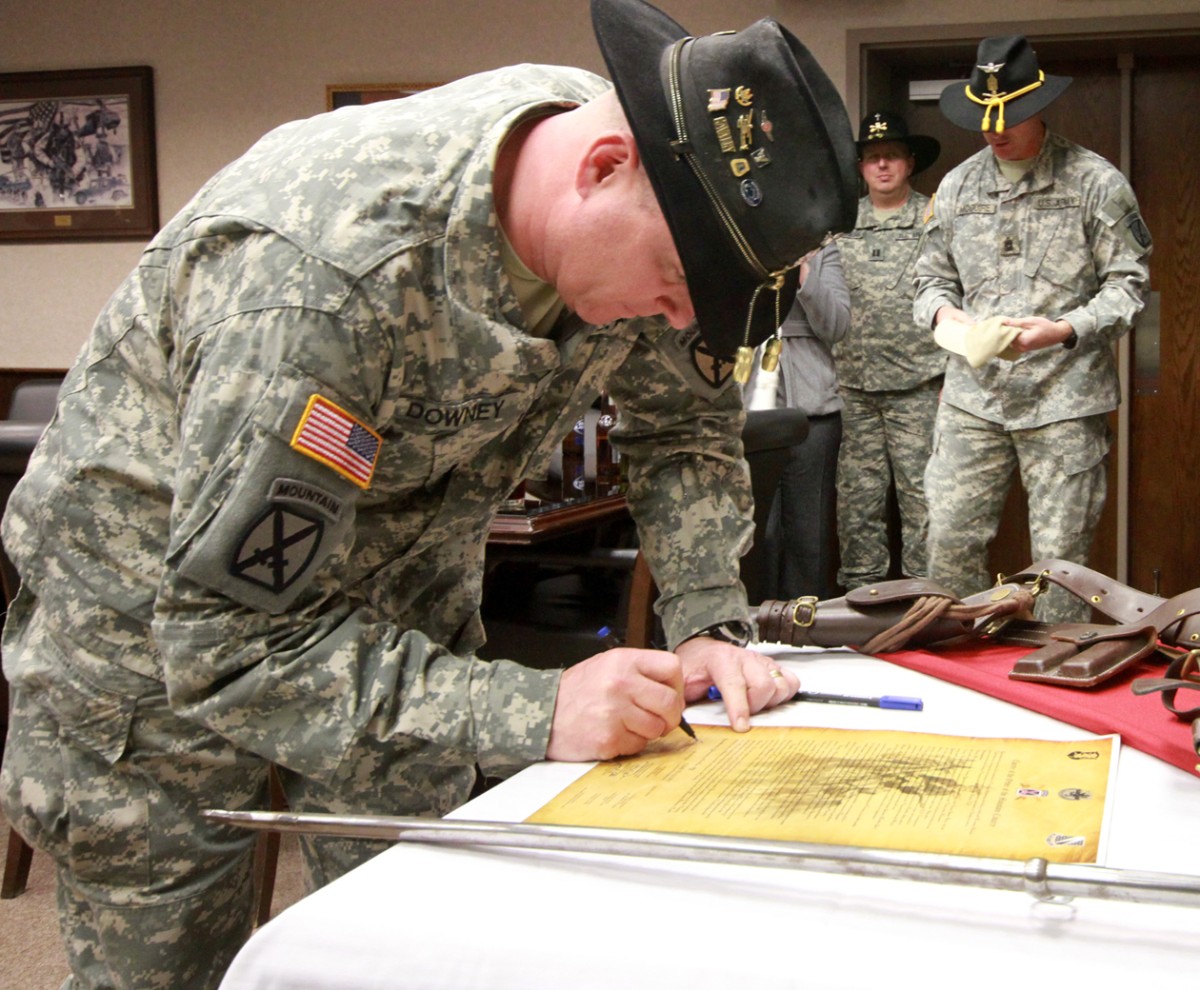 Historic charter signing unites division's cavalry units | Article ...