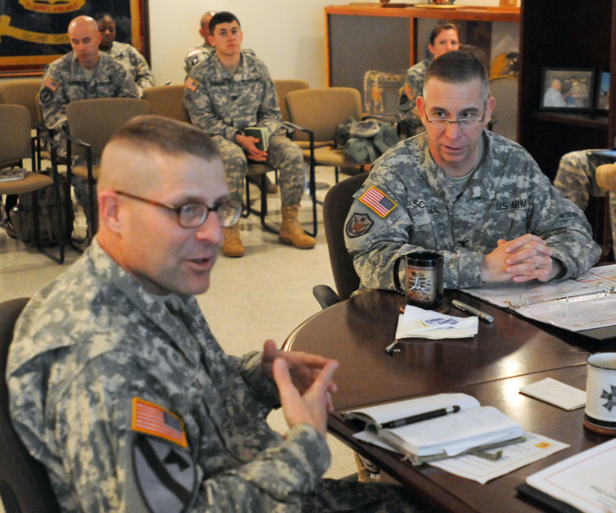 Texas National Guard, Active Army chemical company commanders share ...