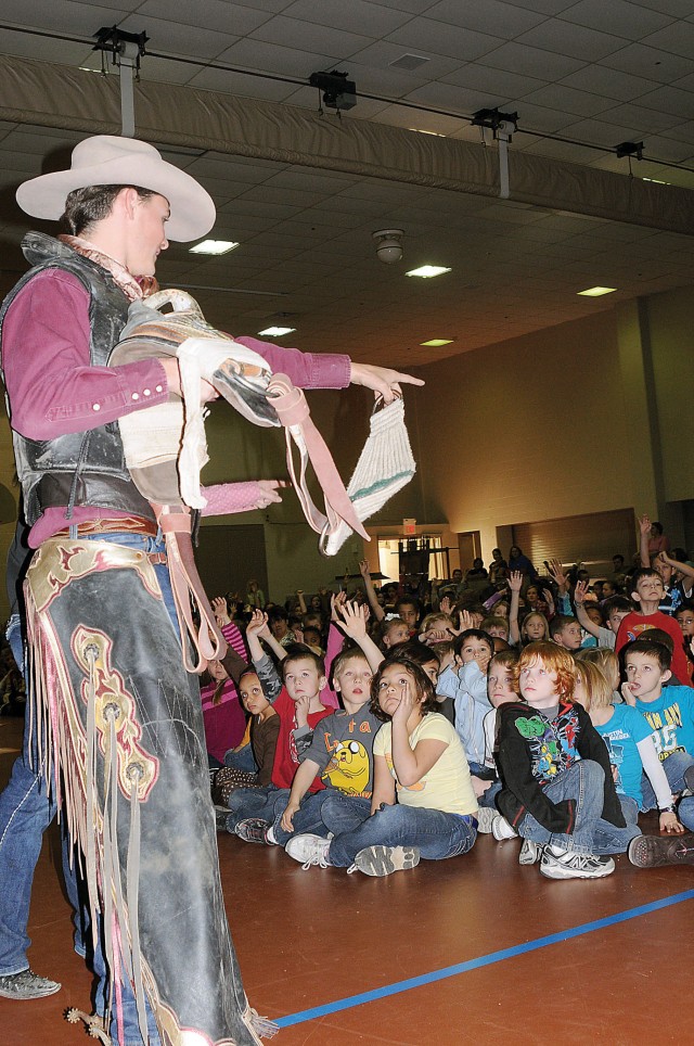 Fort Riley students learn about rodeo, history