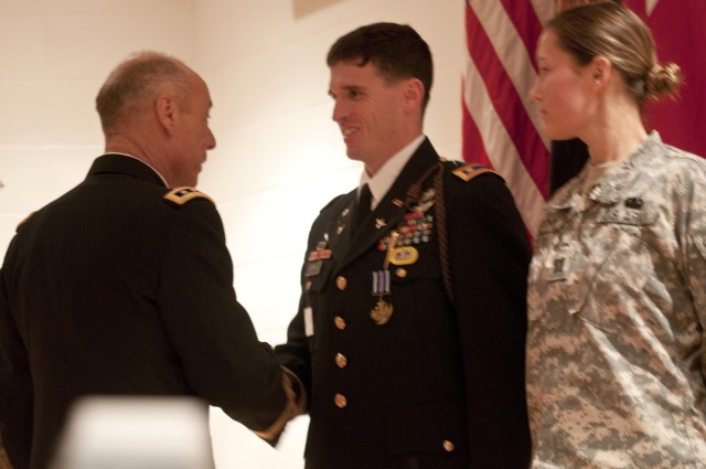 Fort Bragg pilot awarded Distinguished Flying Cross