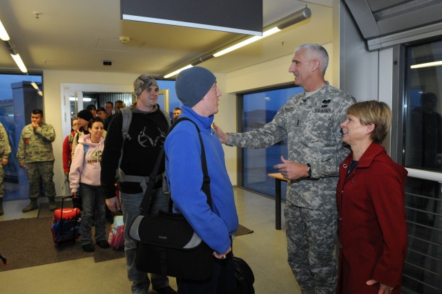 21st TSC's 1st HRSC welcomes Ramstein's first Patriot Express flight