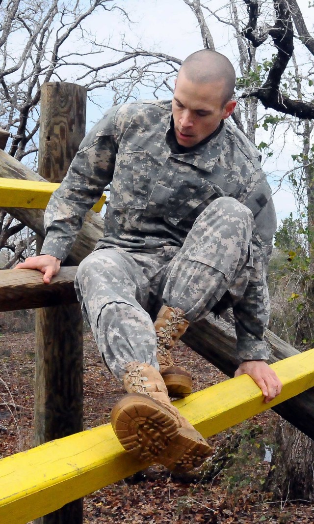 Texas Soldiers compete for 'best warrior'