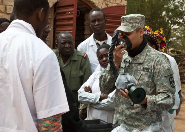 Medics share training in Mali during 'Atlas Accord'