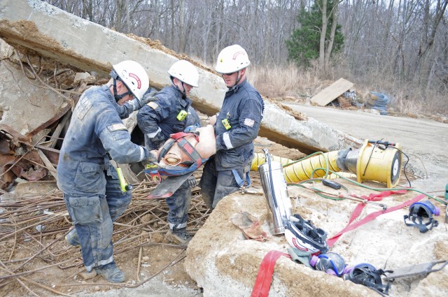 911th Engineers take action in training scenario