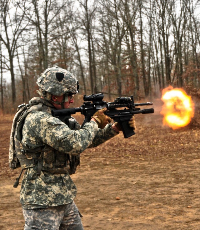 101st's Strike first Army unit issued M26 shotgun