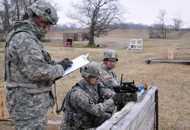 101st's 1st BCT trains with improved M320 grenade launchers 