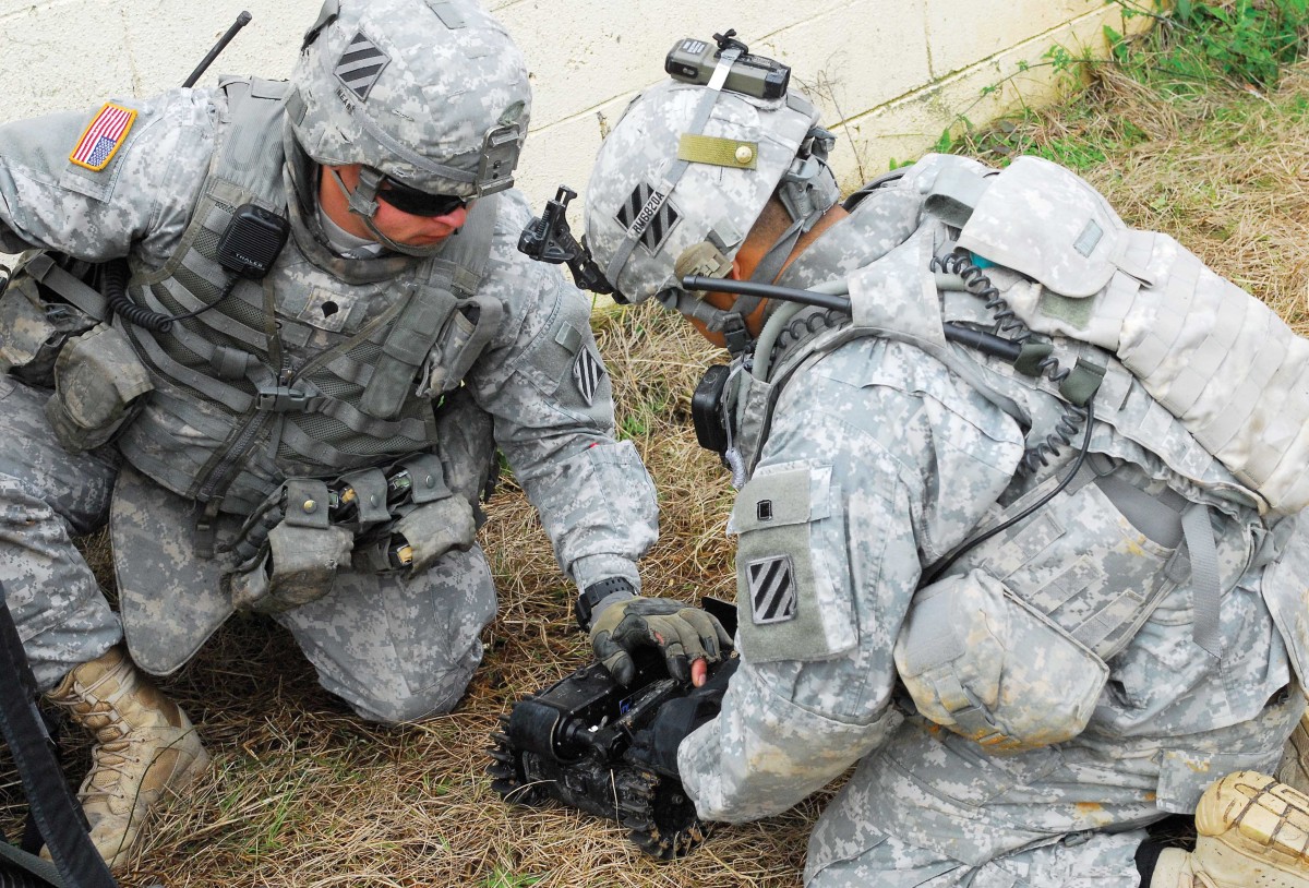 4 light robots put through paces at Fort Benning | Article | The United ...