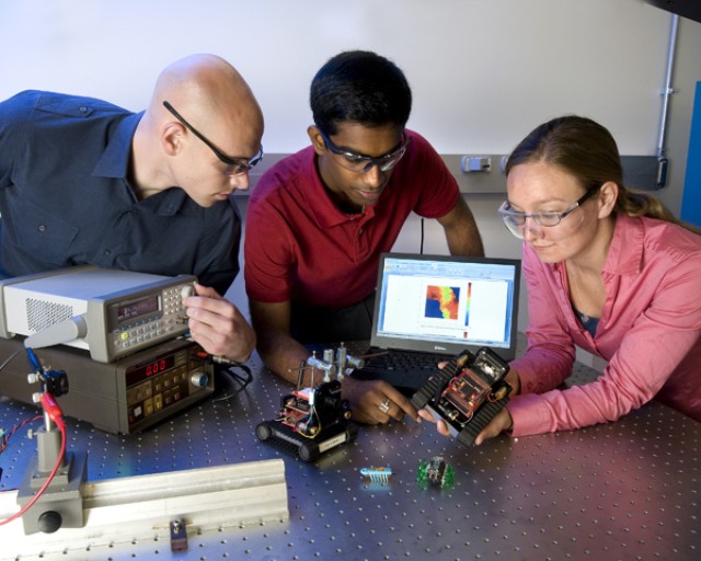 Army works with industry, academia to study micro-robotics