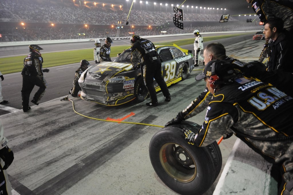 National Guard car finishes second in Daytona 500 | Article | The ...