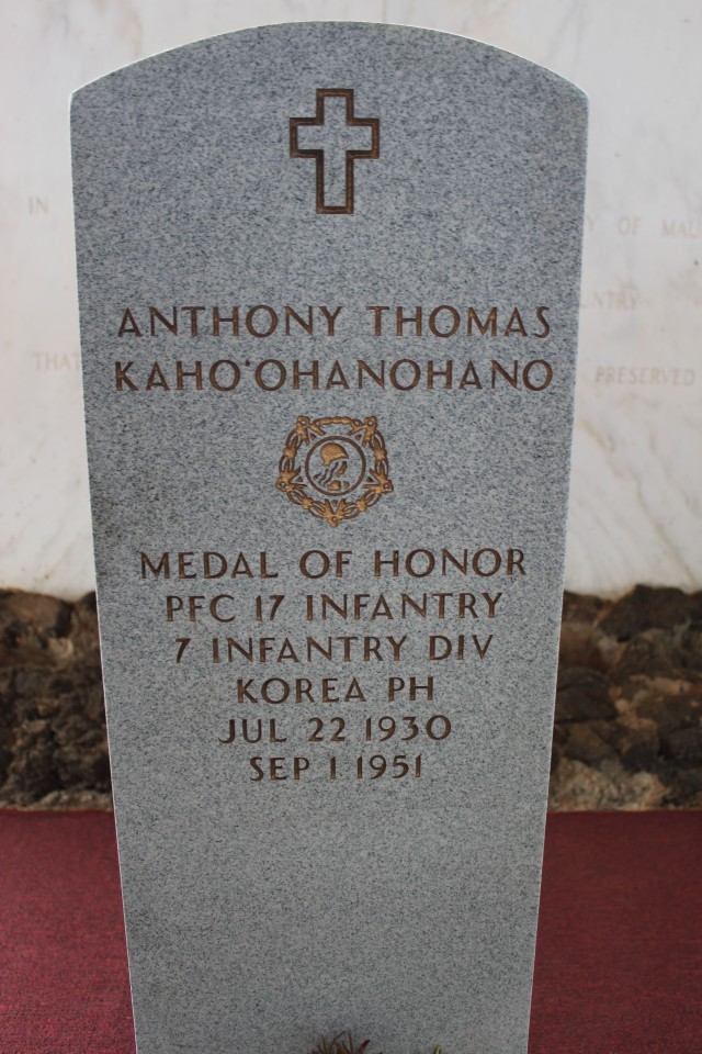 KOREAN WAR HERO RECEIVES UPGRADED HEADSTONE