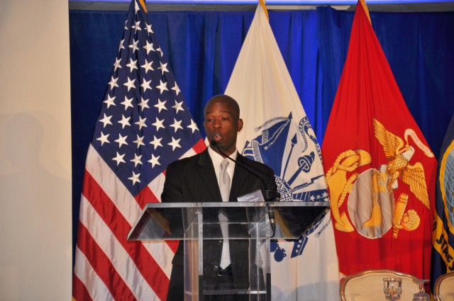 Retired Army Capt. Alvin Shell speaks at the Wounded Warrior Employment Conference