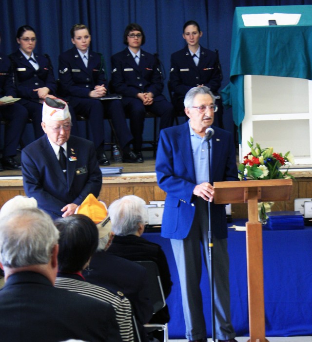 Nisei presented Gold Medals for WWII service