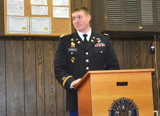 Combat Action Badge presented to Iraq war veteran