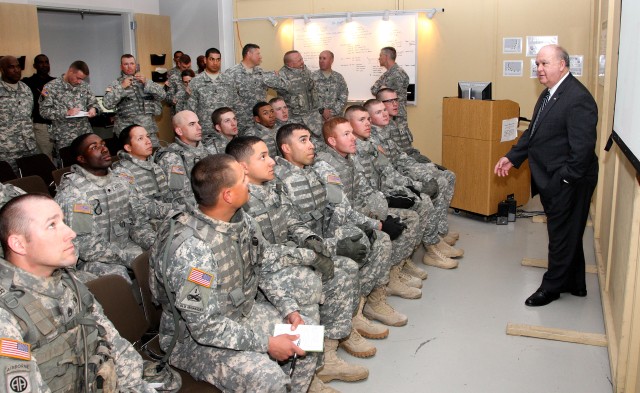 Under Secretary visits Fort Hood