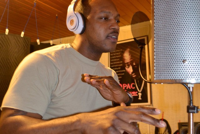 Kaiserslautern Soldier debuts first single