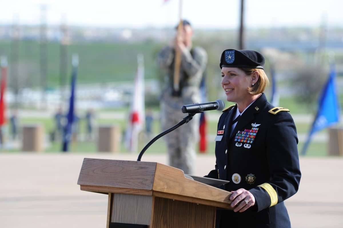 Armys First Female Division Deputy Commander To Lead Americas First Team Article The 3416