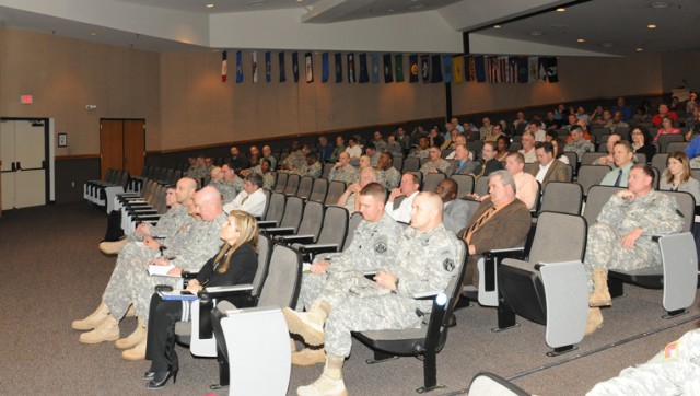 Senior executive hosts civilian professional development seminar