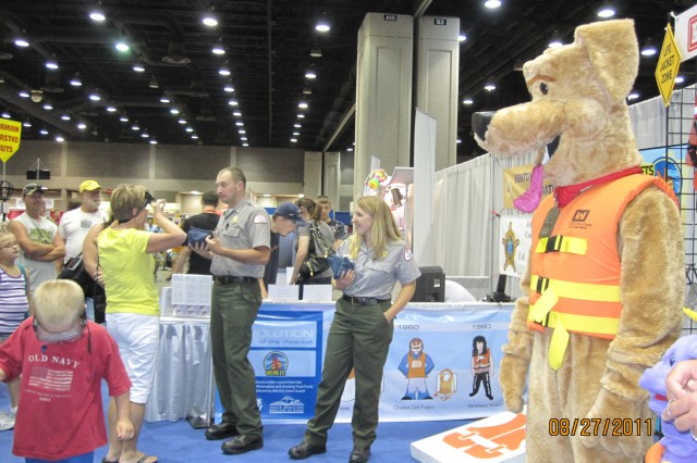 Bobber visits Kentucky's 2011 State Fair