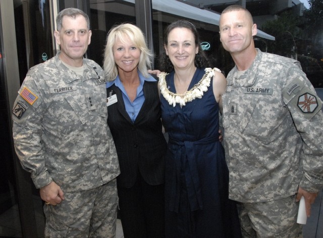 Hawaiian installations welcome IMCOM leadership