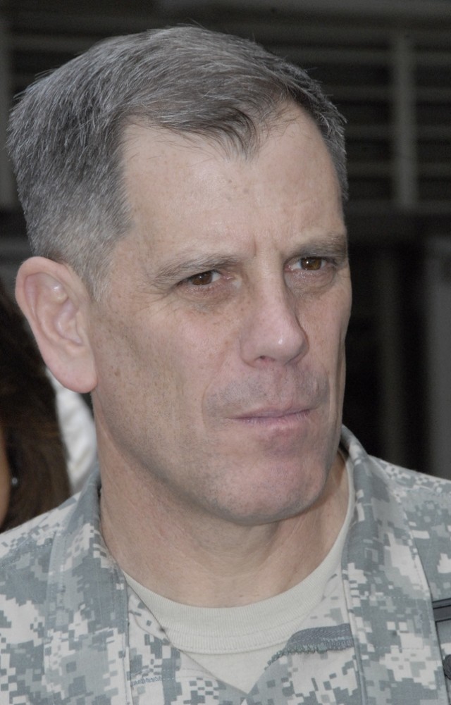 Hawaiian installations welcome IMCOM leadership