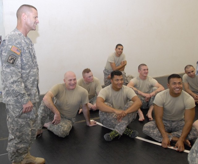 Hawaiian installations welcome IMCOM leadership