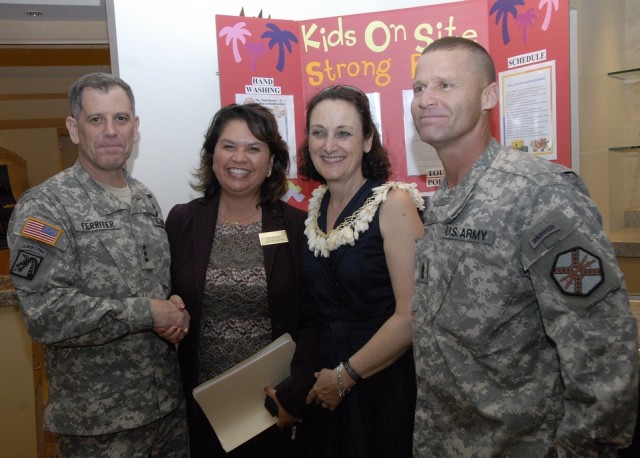 Hawaiian installations welcome IMCOM leadership