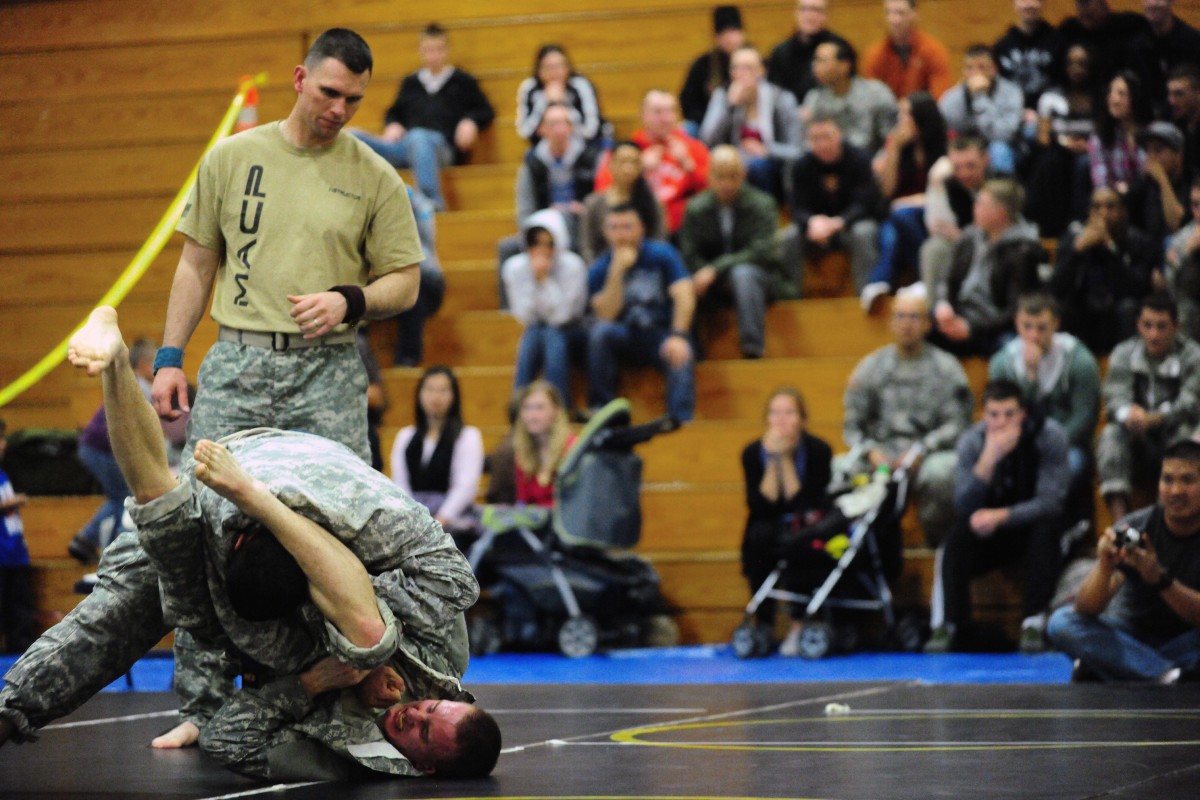 Soldiers test hand-to-hand combat skills in Tournament | Article | The