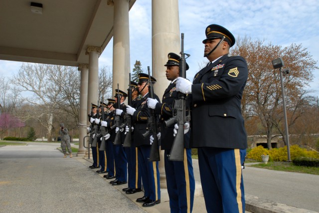 99th RSC funeral honors team trains in New Jersey