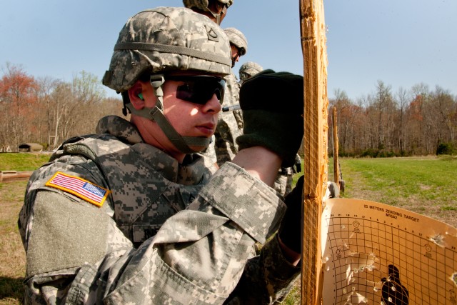 Four RDECOM Soldiers vie for command honors