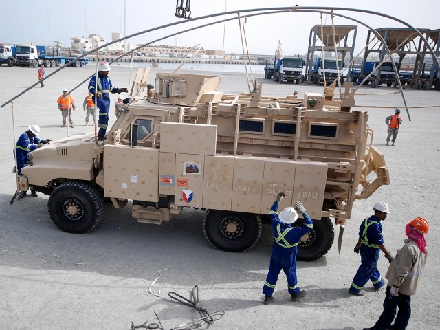 Last Iraq MRAP loaded for transport to 1st Cav museum