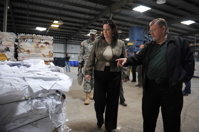 Sec. Hammack visits Fort Hood