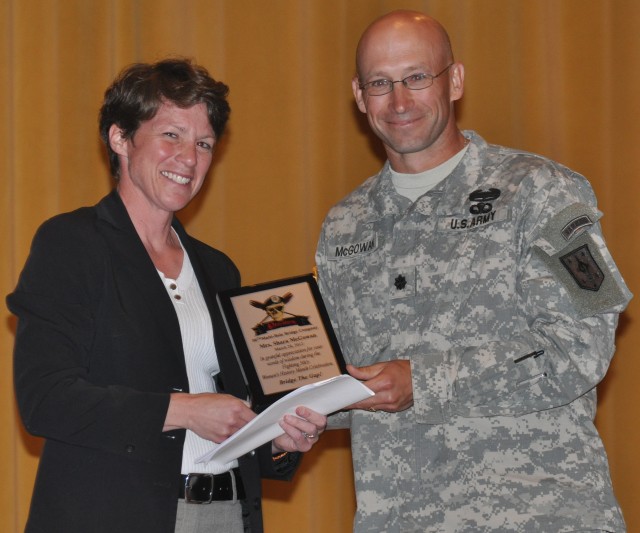 Fightin' Fifth Honors Women's History