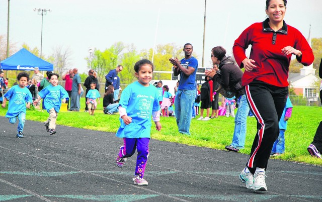 Pre-kindergarten runner and mom