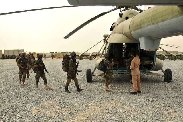 Kandahar Air Wing Air Assaults Afghan Soldiers, Police Officers