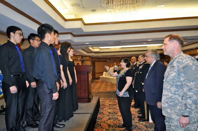 USFK Commander commends exemplary education staff