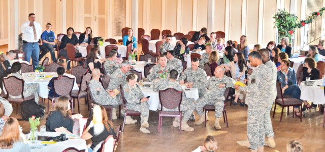 Baumholder garrison holds town hall in cyberspace