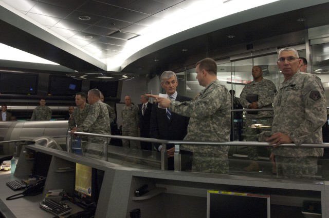 Secretary of the Army John McHugh visits U.S. Army Cyber Command Headquarters