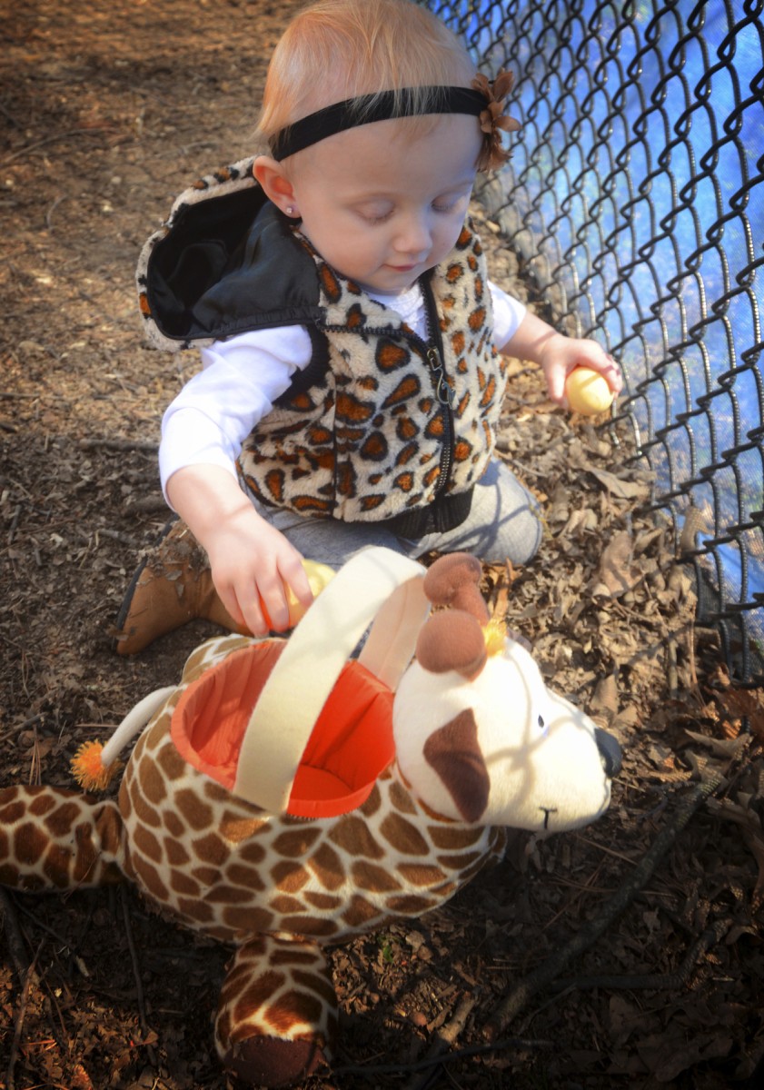 Easter egg hunters scramble for prizes Article The United States Army