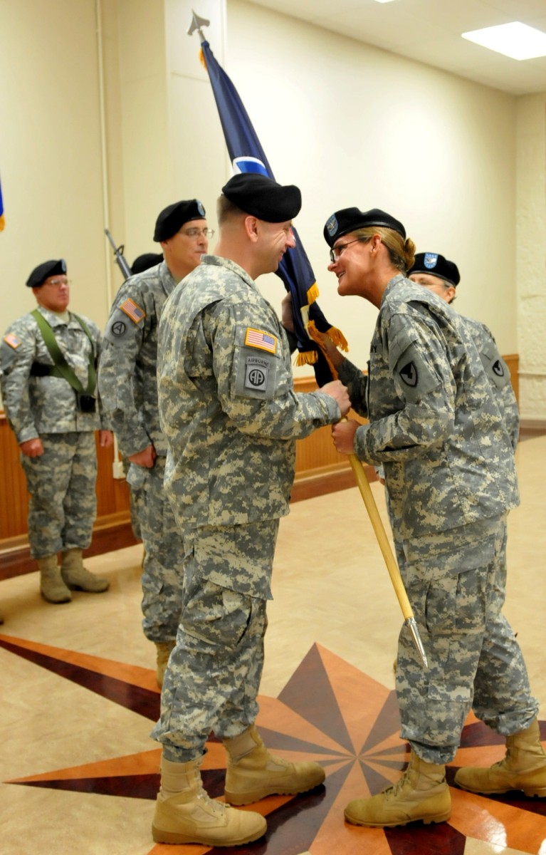 ASC Reserve Unit Conducts Change Of Command | Article | The United ...