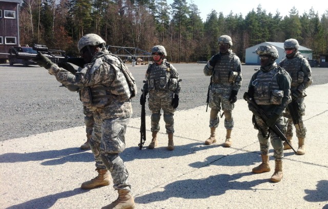 16th Sust. Bde. Soldiers get lessons on reflexive fire